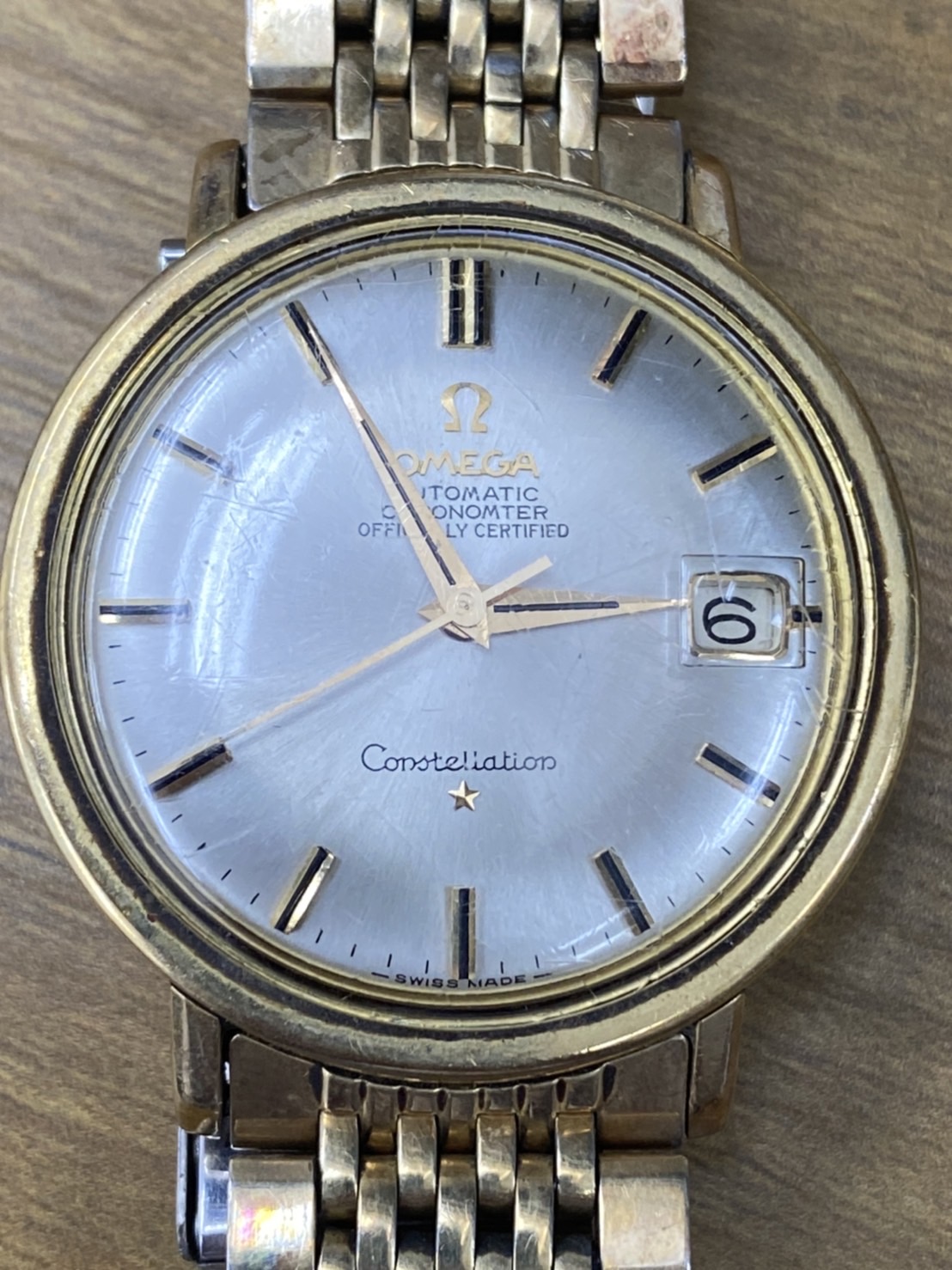 オメガ アンティーク コンステレーションオートマ時計をお買取り致しました。