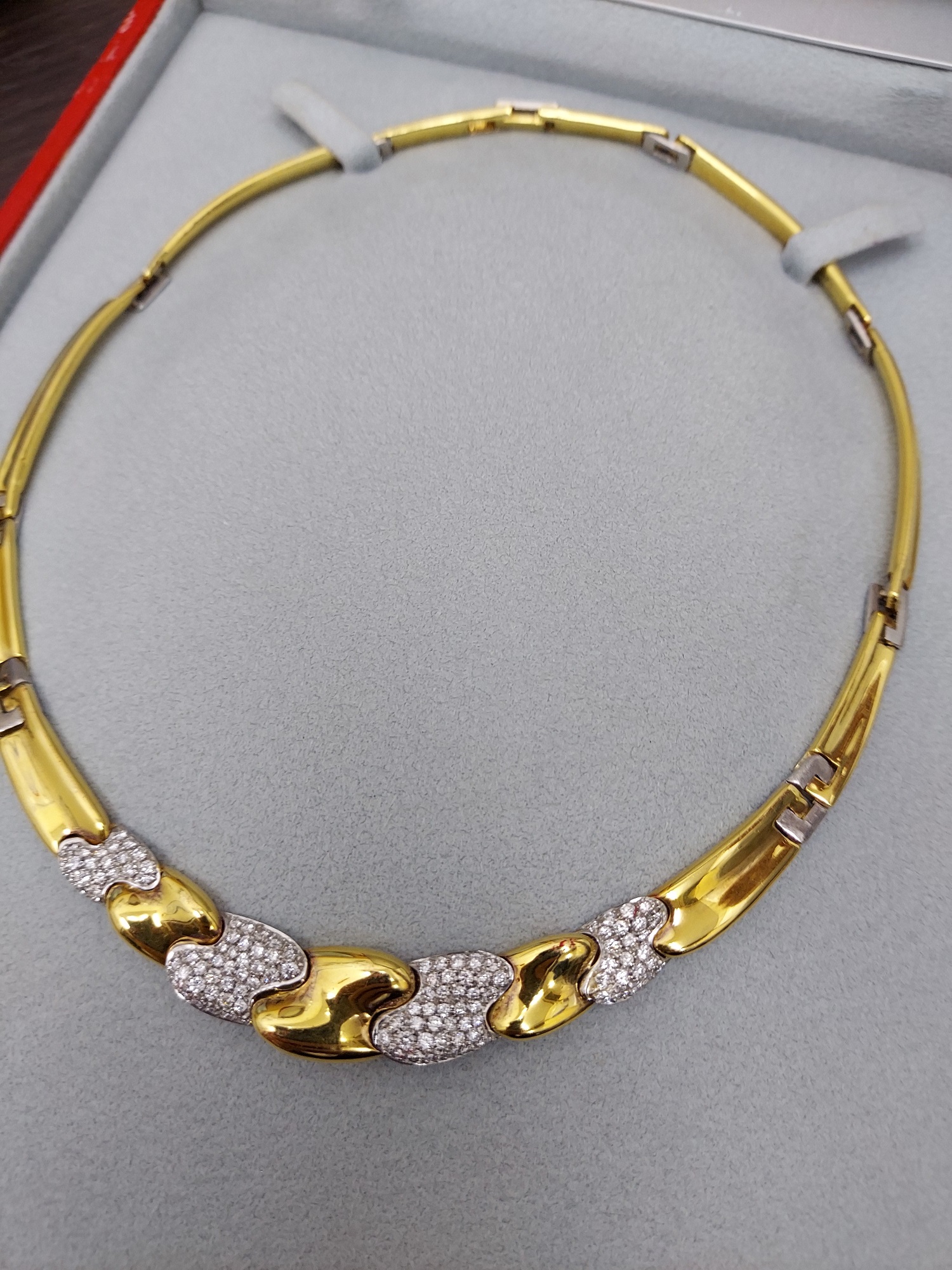 K18Pt900 メレダイヤデザインネックレスをお買取り致しました！