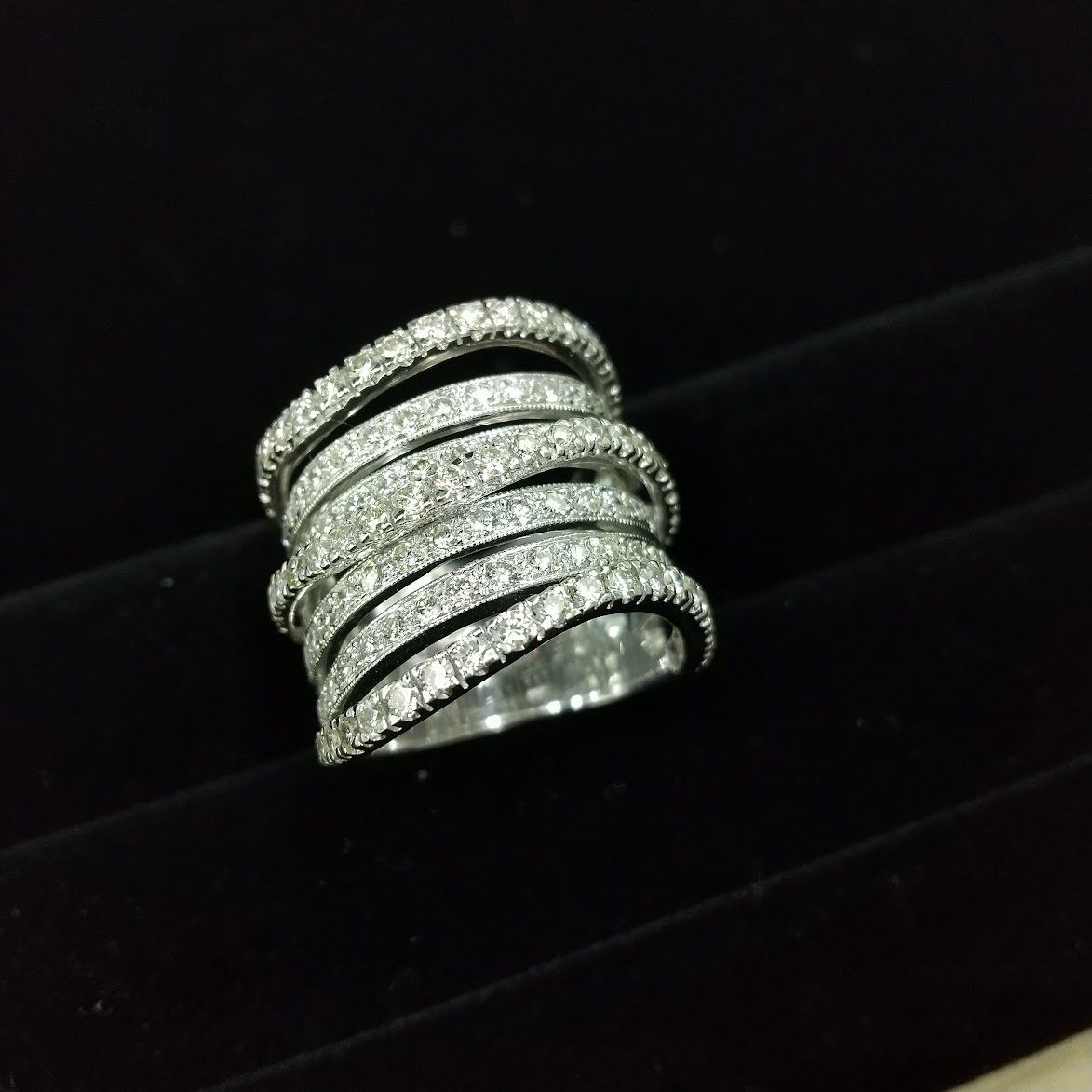 Pt900 メレダイヤモンド リングをお買取り致しました！