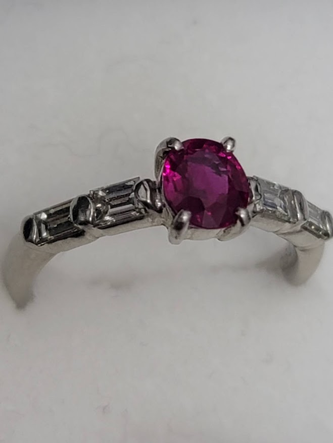 pt900ルビーダイヤリングをお買取り致しました。