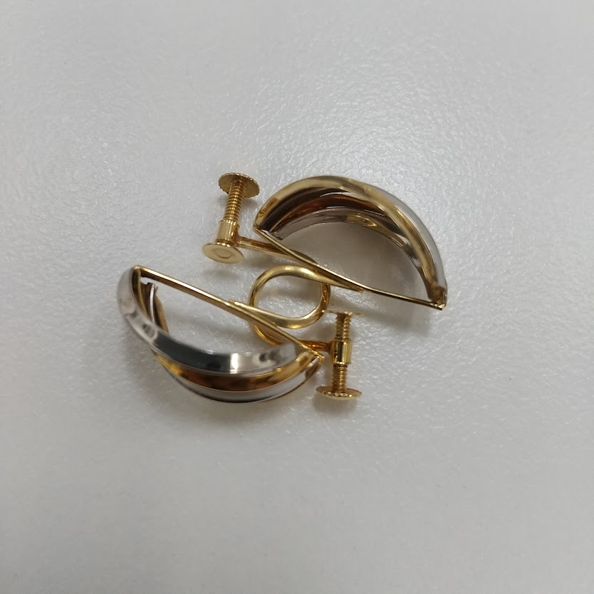 K18イヤリングをお買取り致しました!