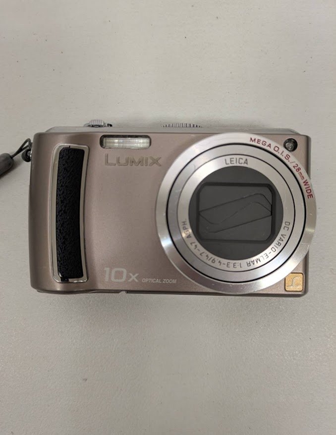 LUMIX　デジタルカメラをお買取り致しました。