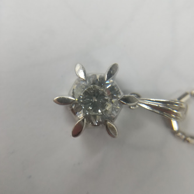 Pt900のダイヤネックレスをお買取り致しました！