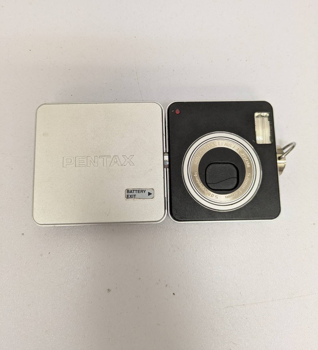 ペンタックスのデジタルカメラをお買取り致しました。