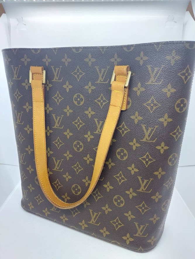 ルイヴィトンのバケットバックをお買取り致しました。
