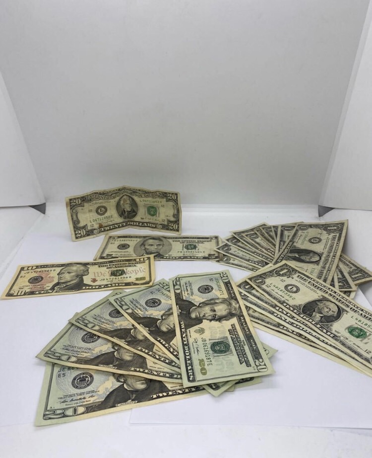 アメリカドル札をお買取り致しました！