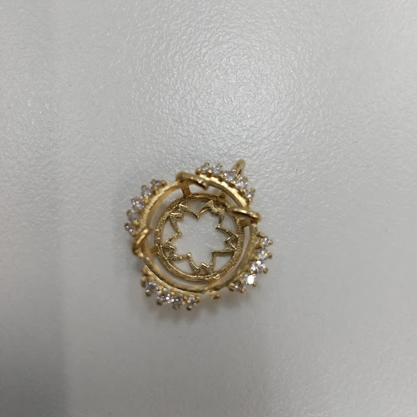 K１８のメレダイヤトップをお買取り致しました！
