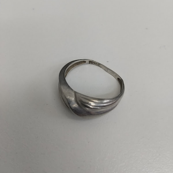 Pt750のリングをお買取り致しました！