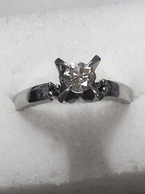 Pt900ダイヤリングをお買取り致しました！