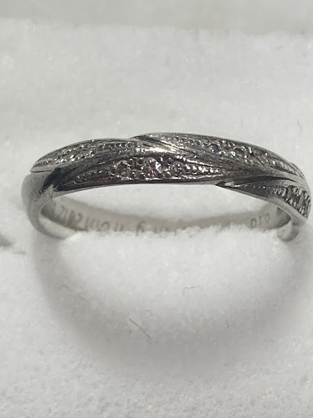 Pt900メレダイヤリングをお買取り致しました！