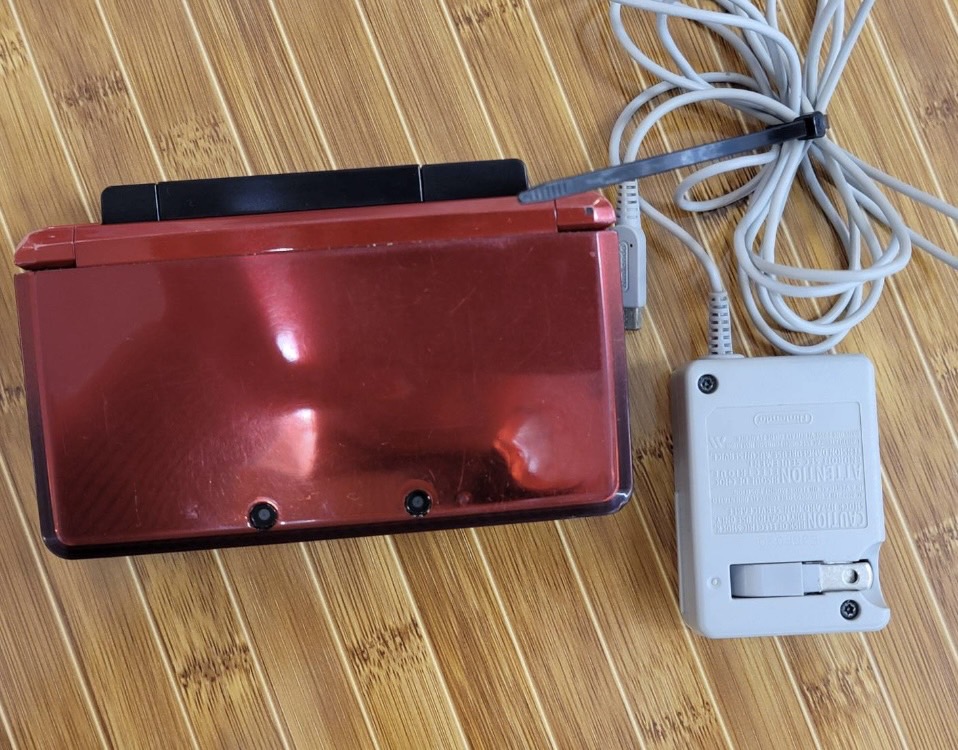 ニンテンドー３DS本体をお買取り致しました！