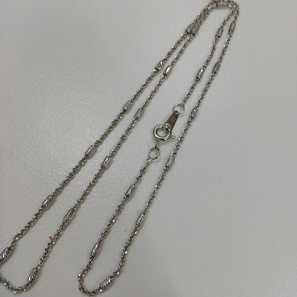 Pt900のネックレスをお買取り致しました！