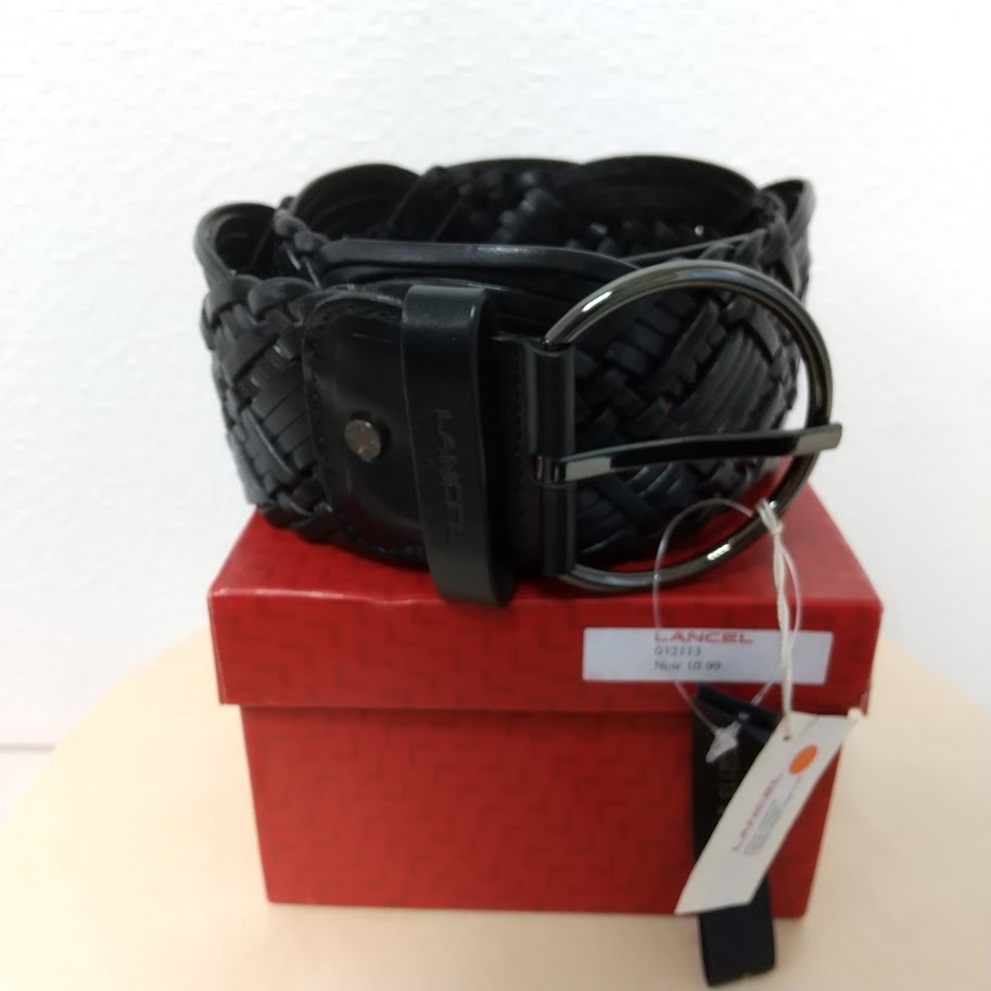 ランセルのベルトをお買取り致しました。